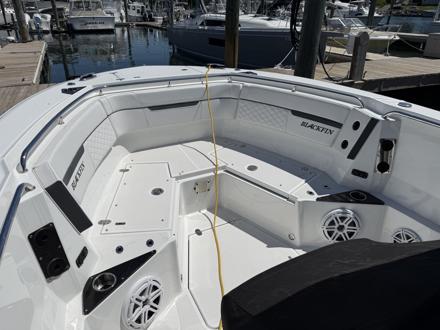 2022 Blackfin 