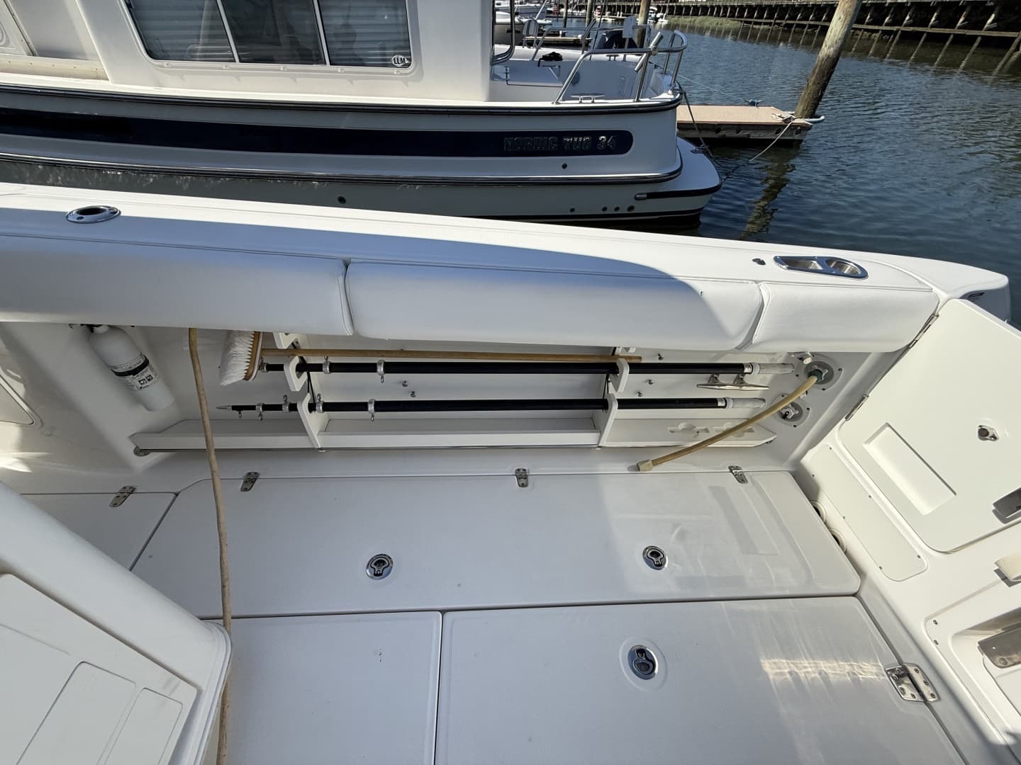 2016 Boston Whaler 
