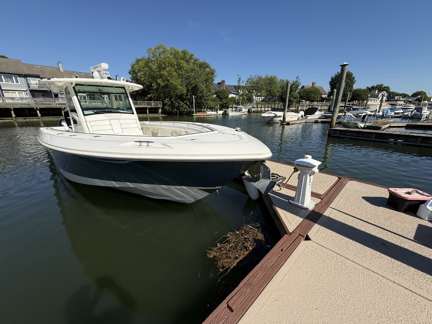 2016 Boston Whaler 