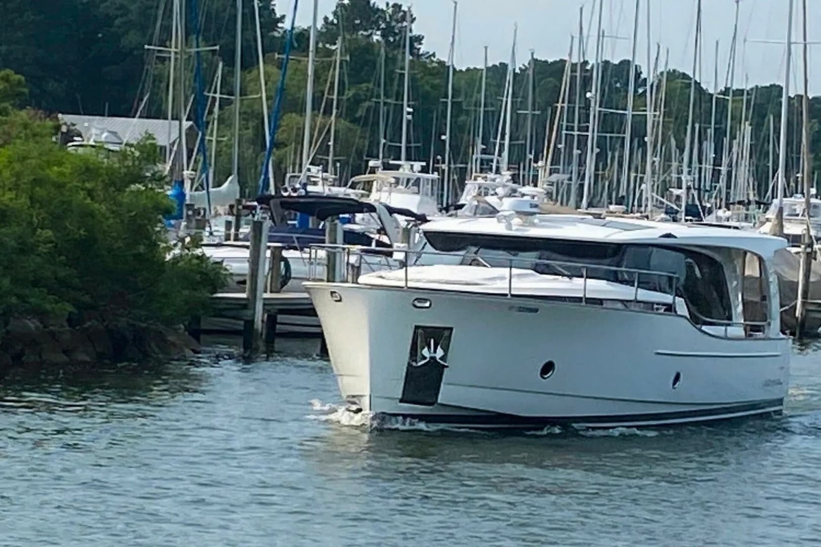 2023 Greenline 40 Hybrid