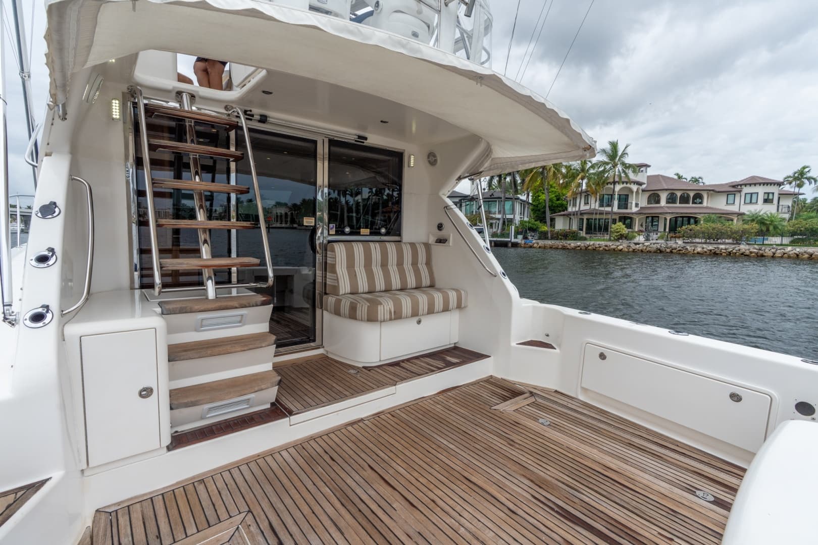 2011 Riviera 43 Open Flybridge