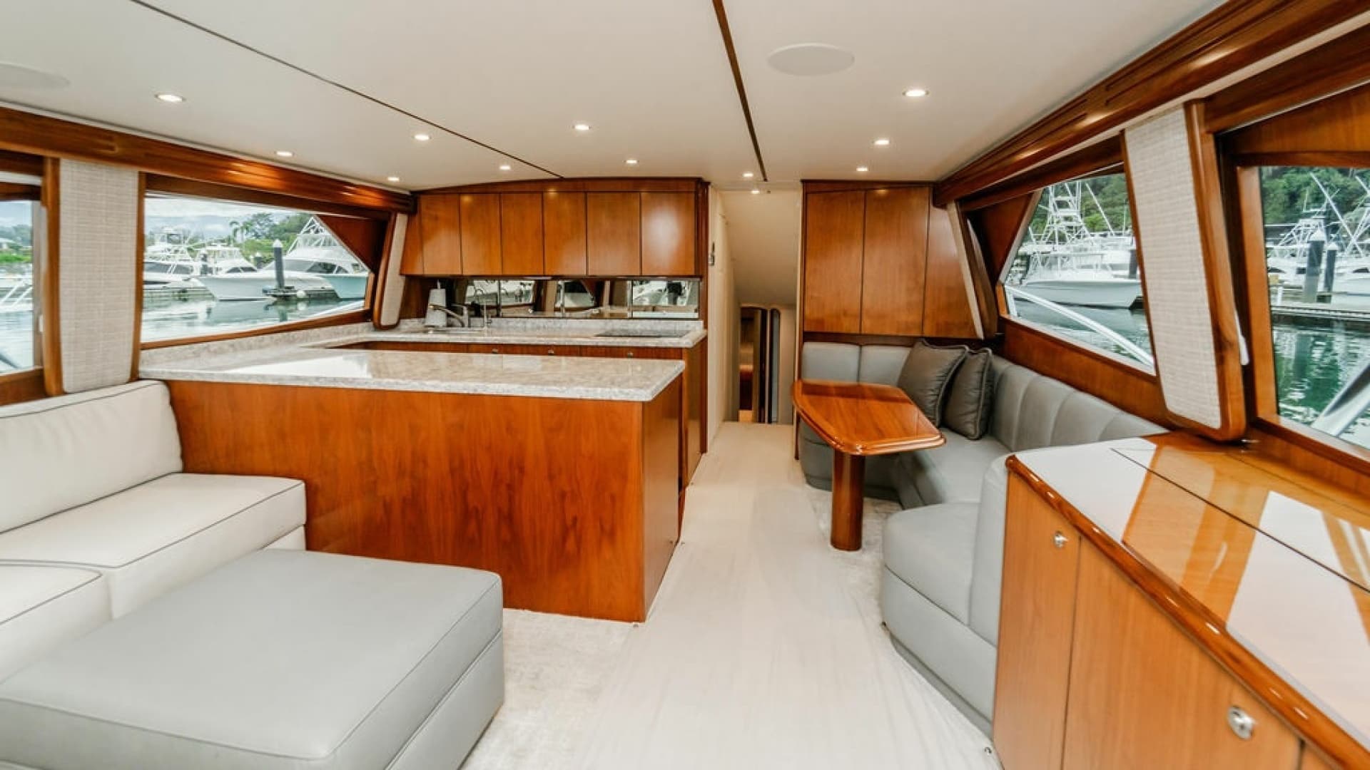58 Viking - Salon