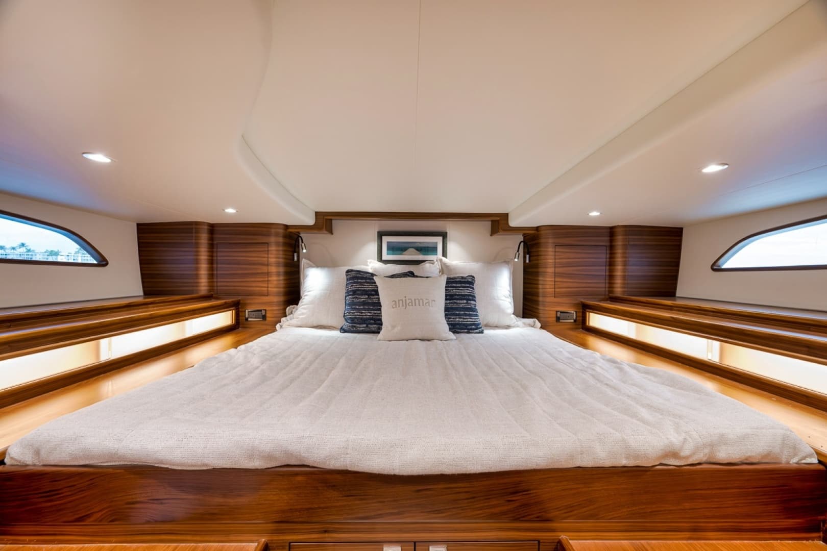 2024 Xcelerator Boatworks 40 Express