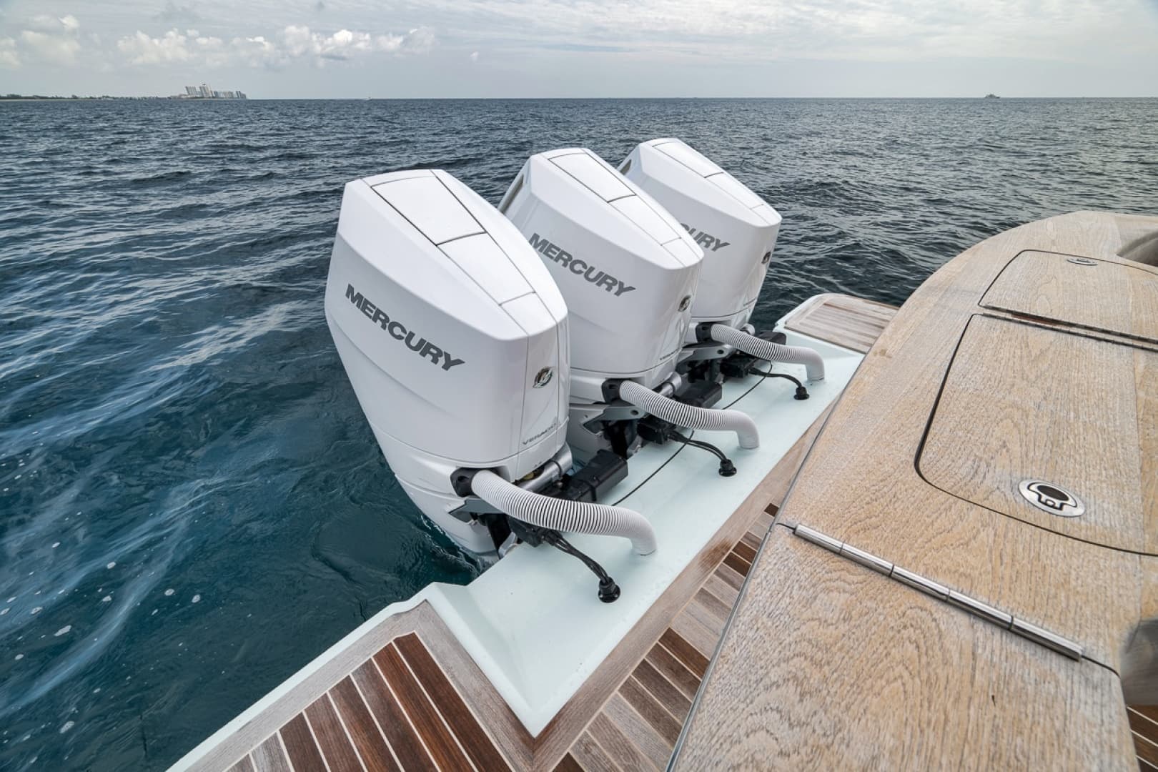 2024 Xcelerator Boatworks 40 Express
