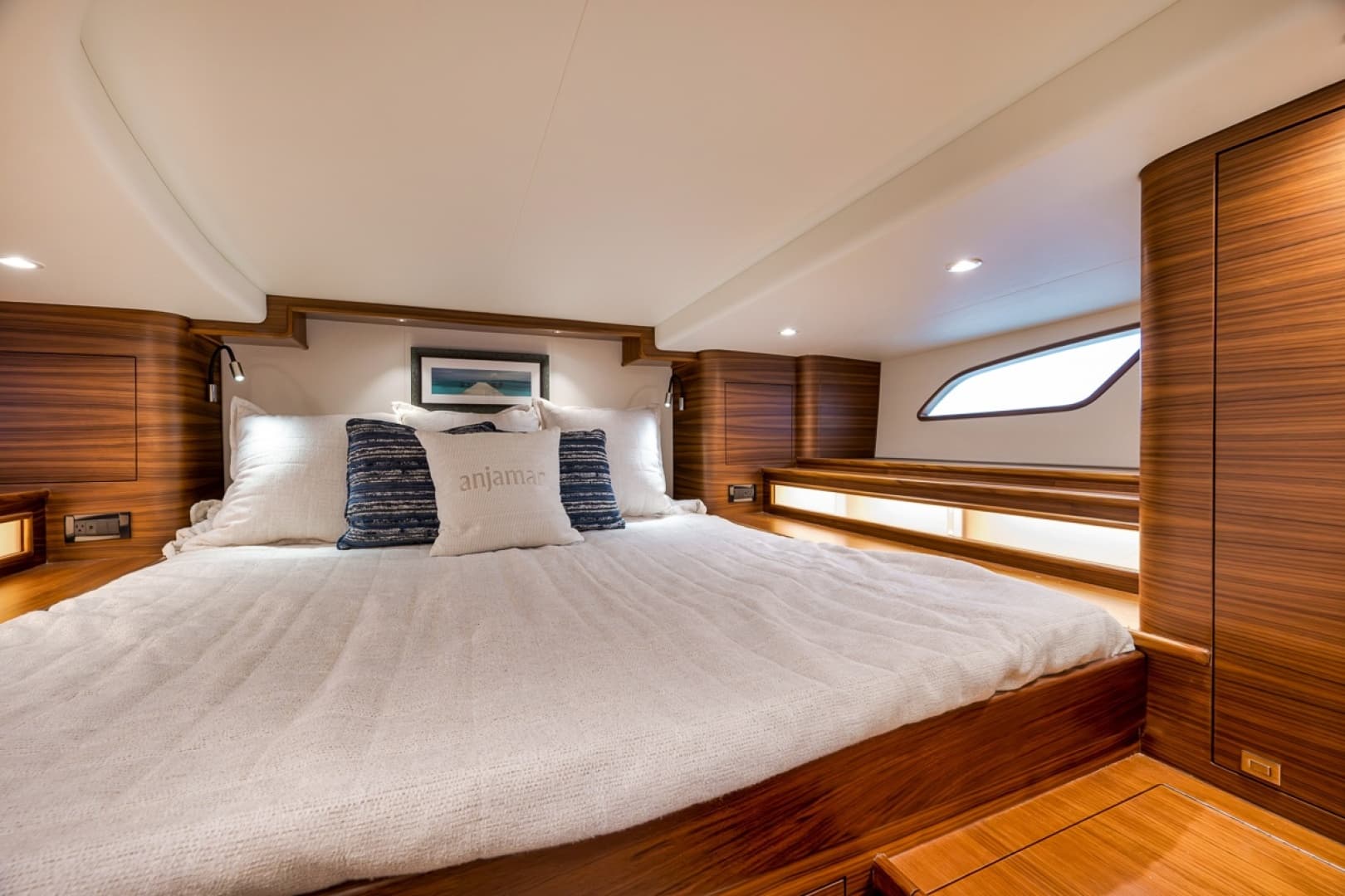 2024 Xcelerator Boatworks 40 Express