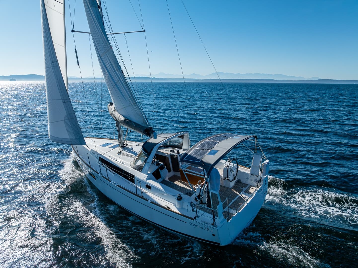2021 Beneteau Oceanis 38.1