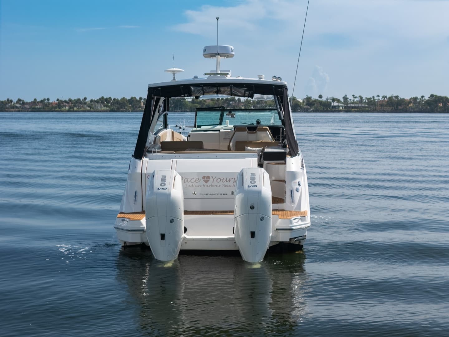 2025 Sea Ray 320 Sundancer