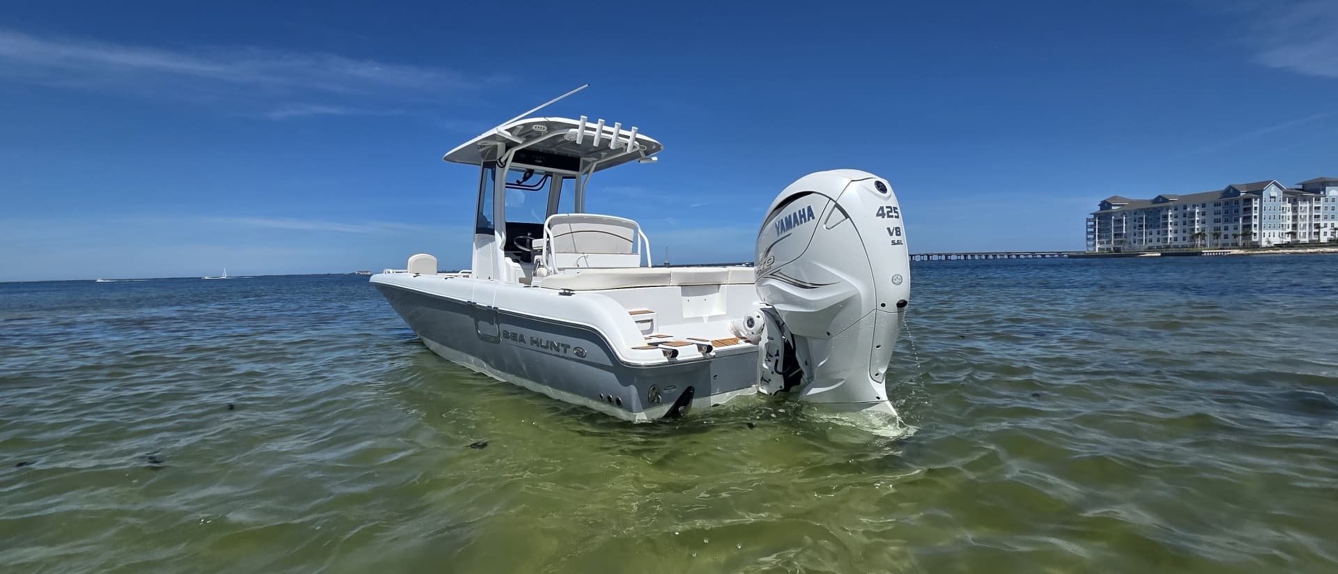 2021 Sea Hunt Escape 27 Center Console