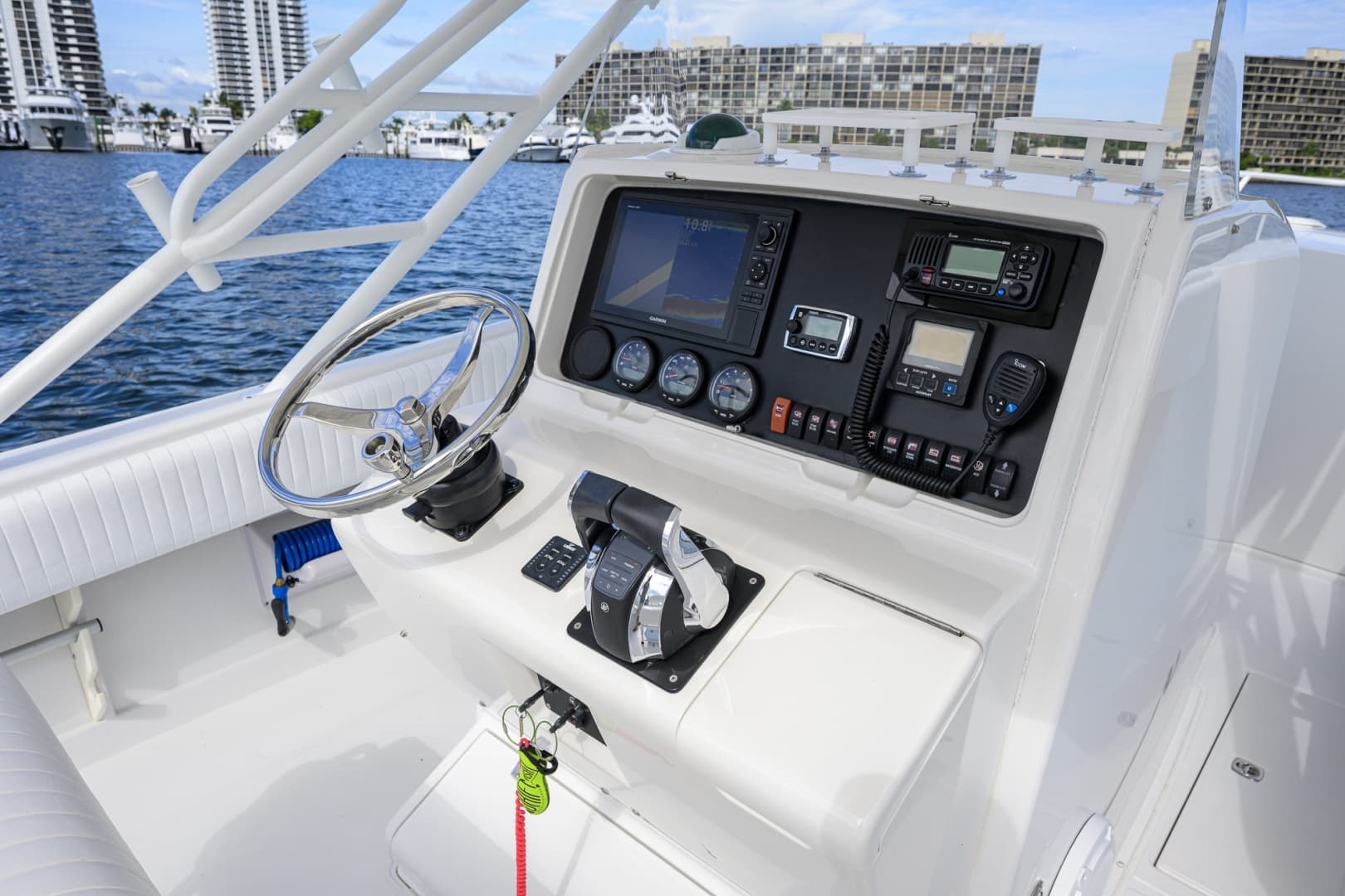 Jupiter 31 Helm Electronics