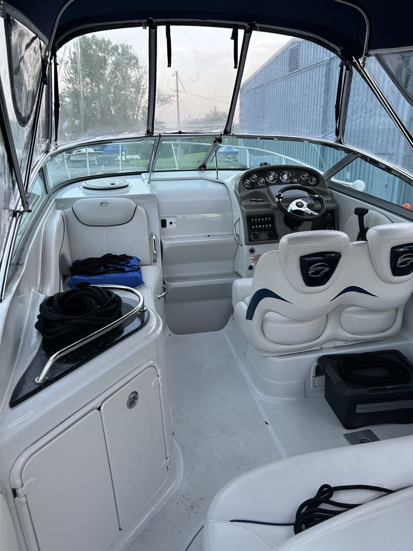 2010 Crownline 