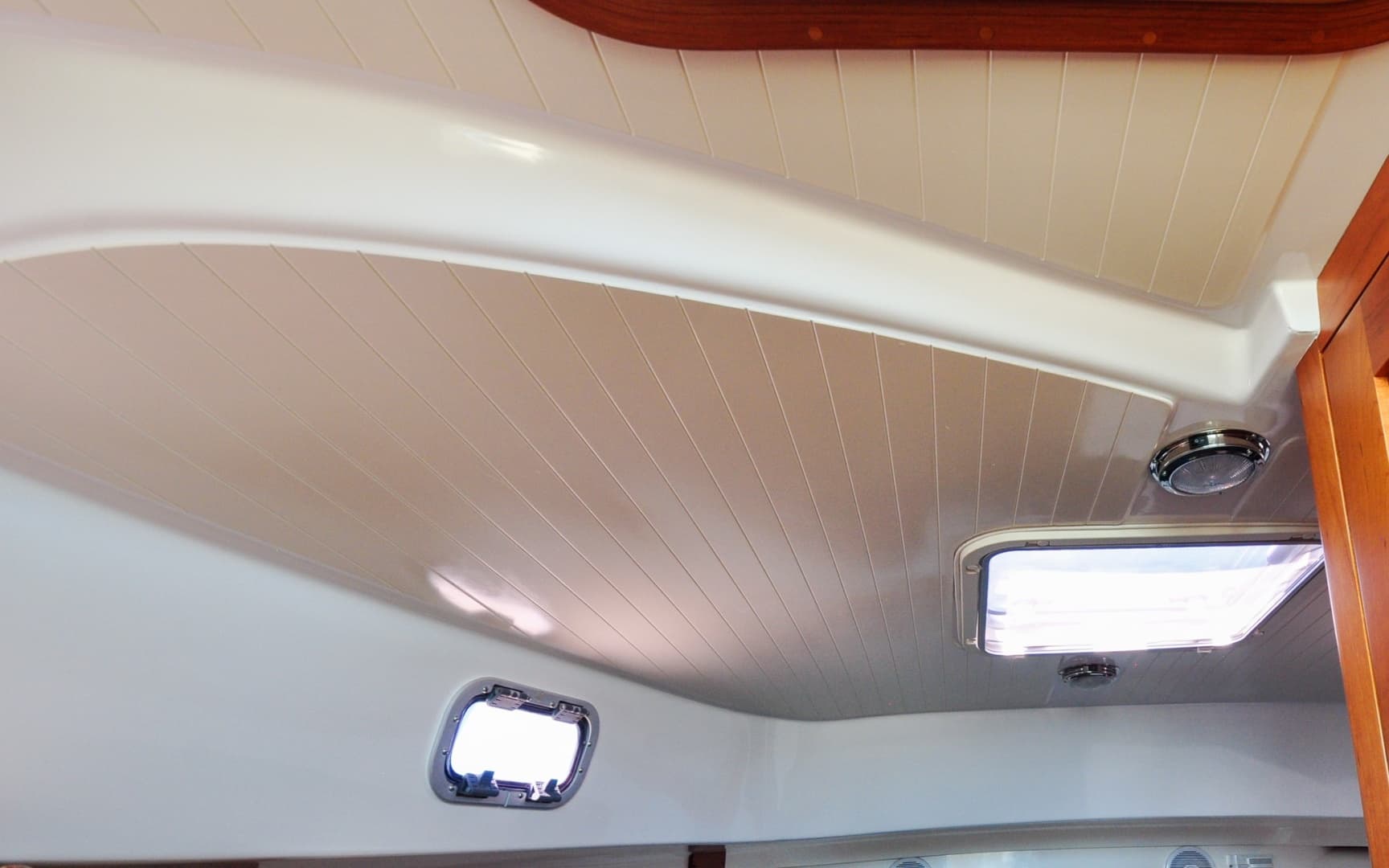 Hunt Surfhunter 29 - Judith Ann