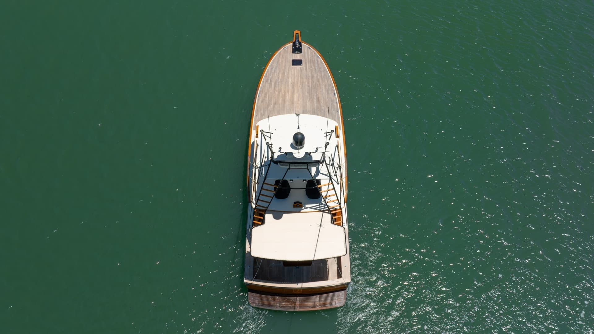 2003 Donzi R58 Express