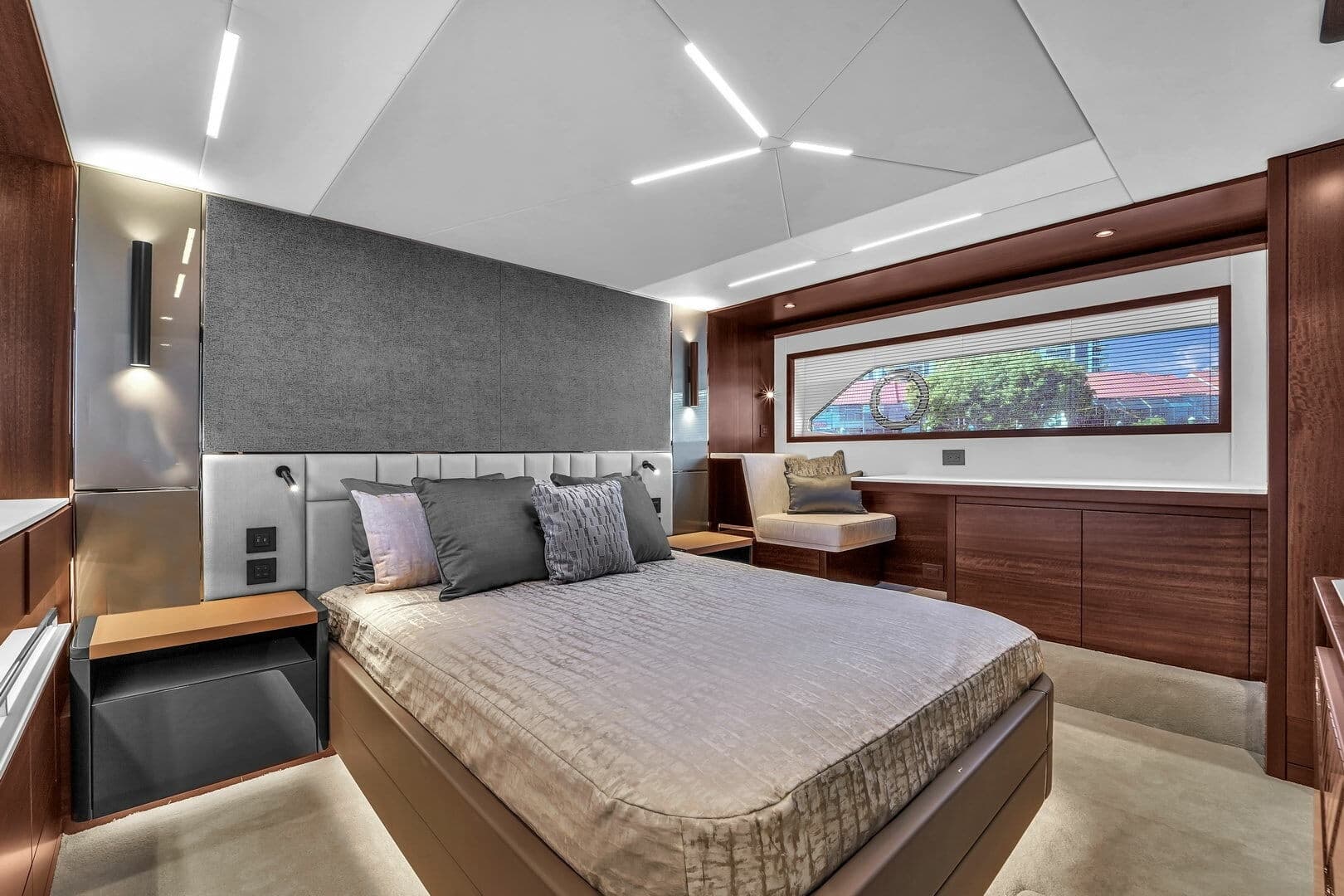 2023 Sunseeker Manhattan 68