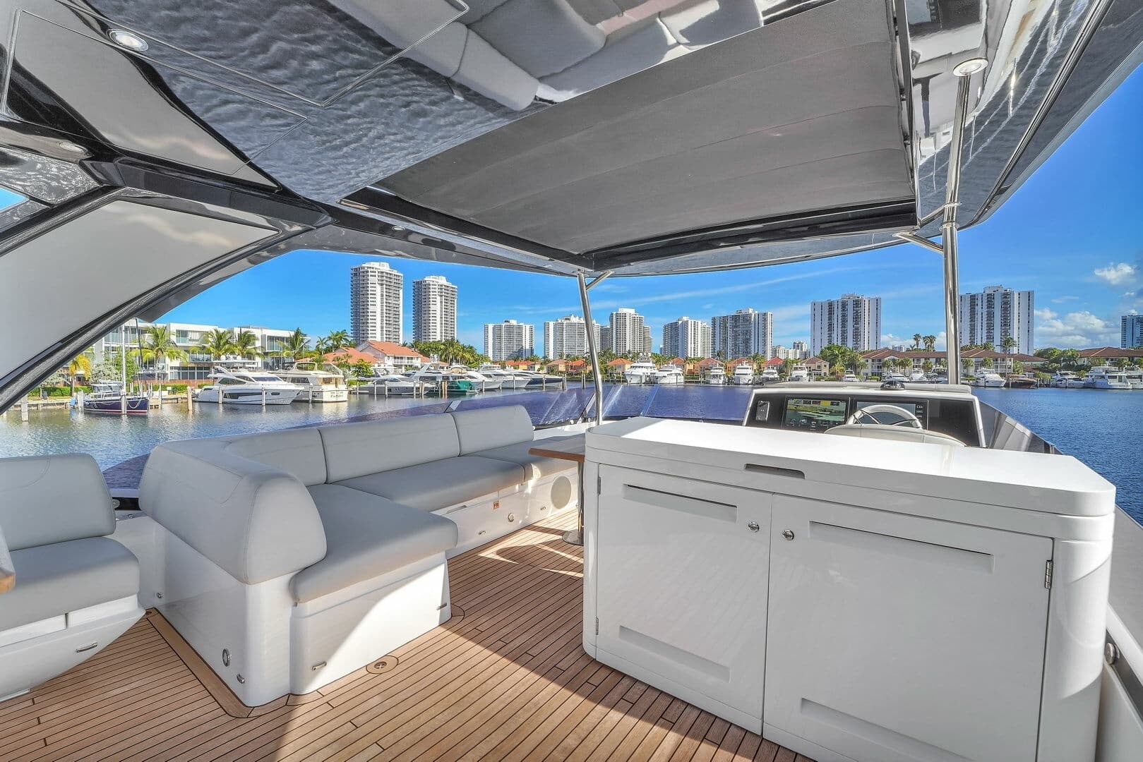 2023 Sunseeker Manhattan 68
