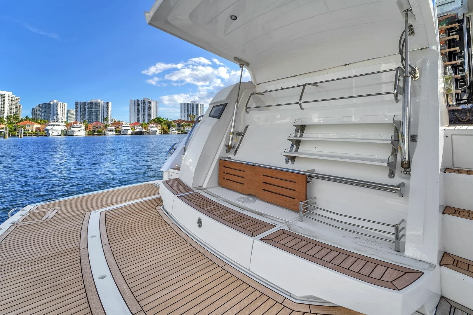 2023 Sunseeker Manhattan 68