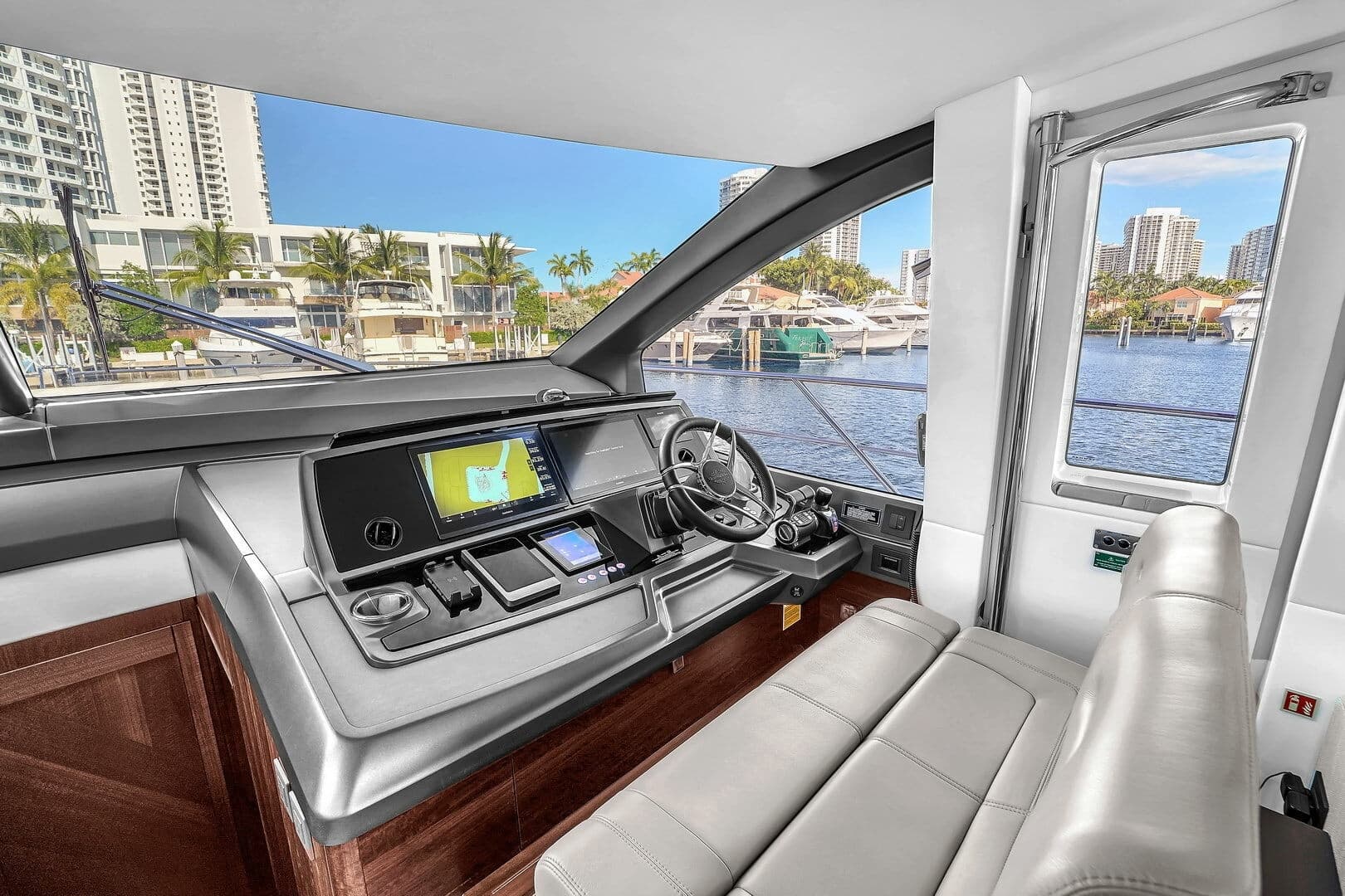 2023 Sunseeker Manhattan 68