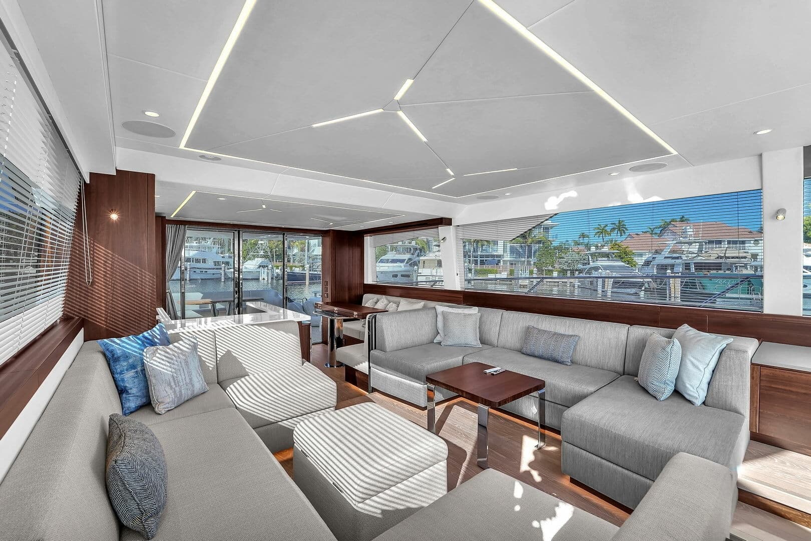 2023 Sunseeker Manhattan 68