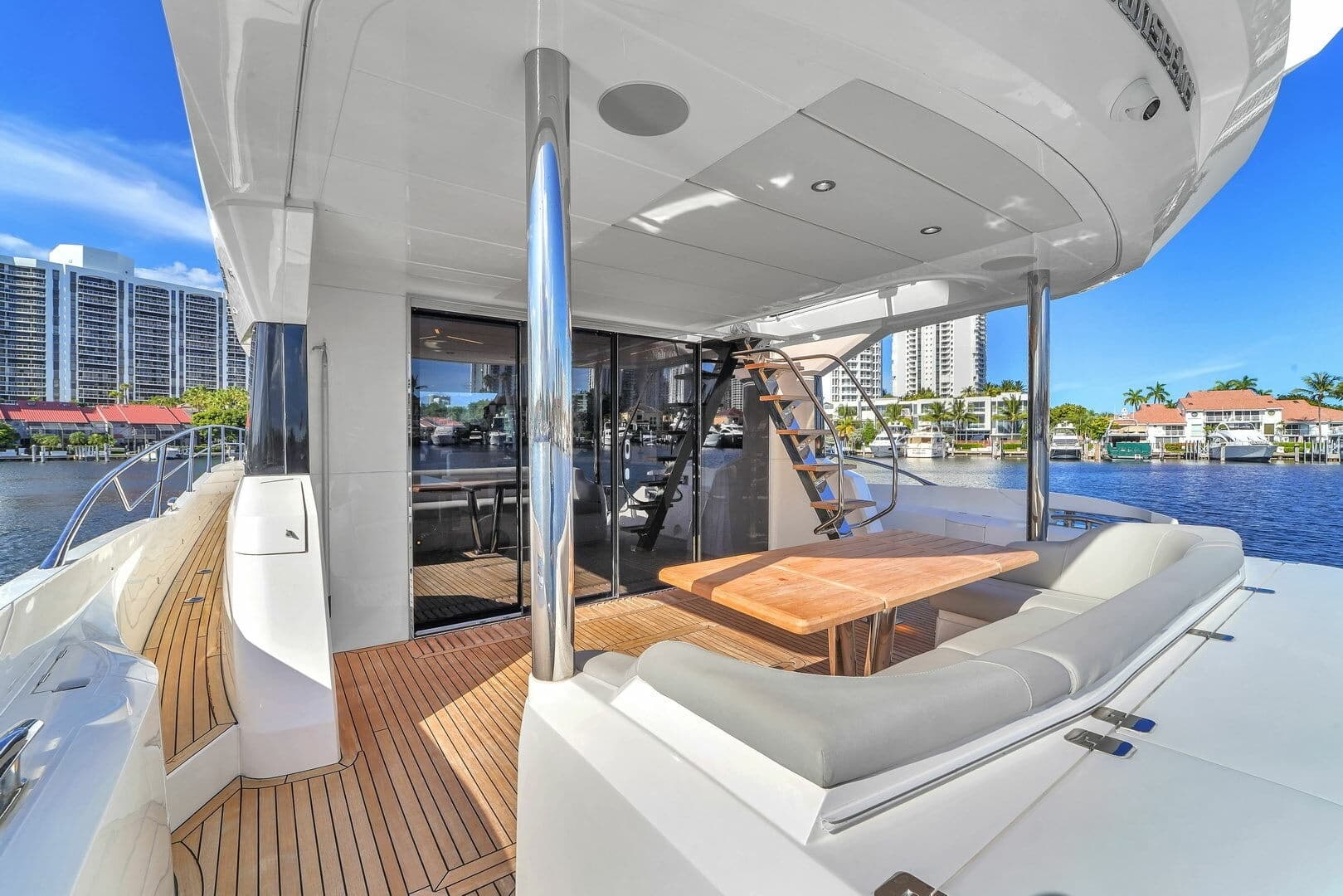 2023 Sunseeker Manhattan 68