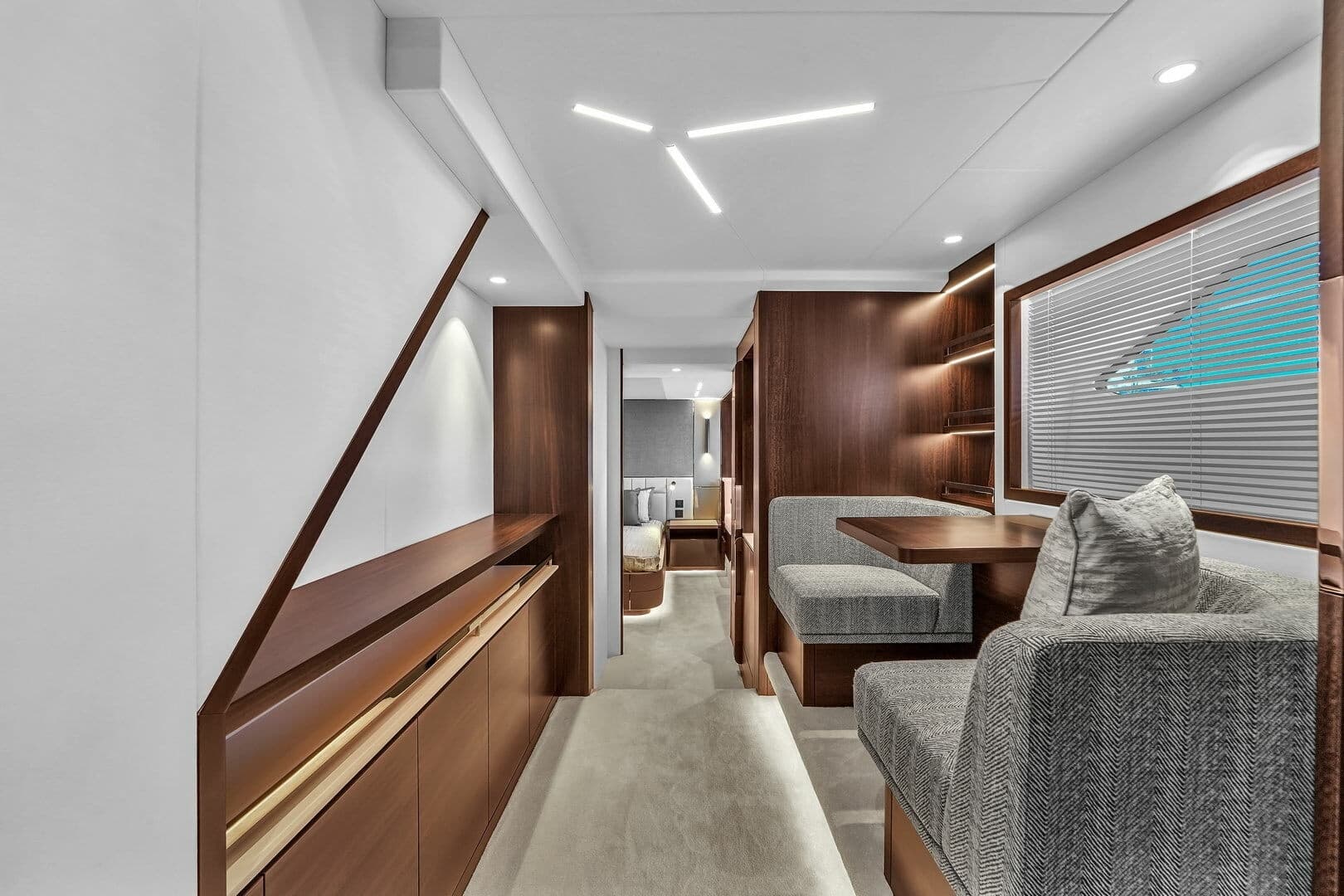 2023 Sunseeker Manhattan 68