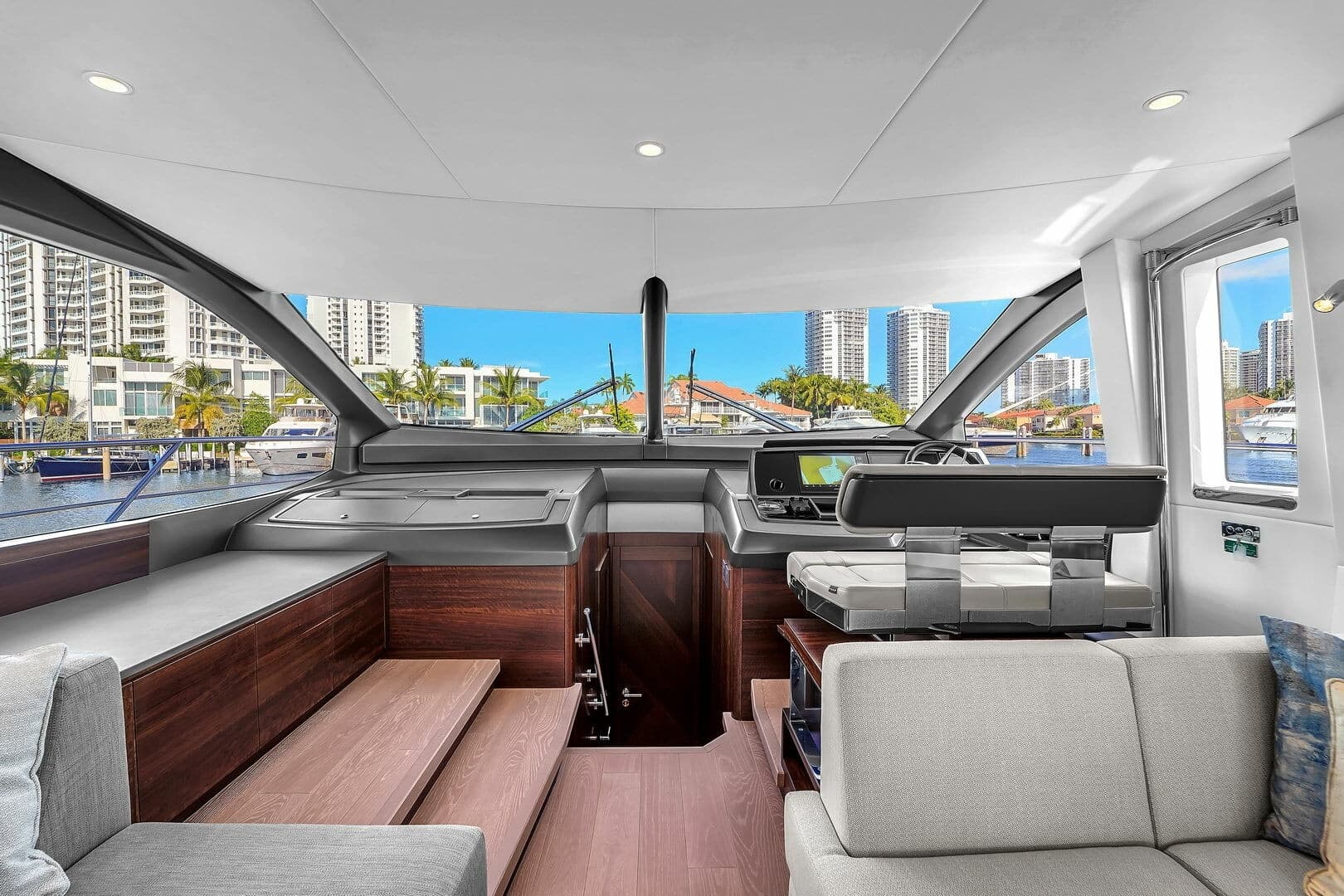 2023 Sunseeker Manhattan 68
