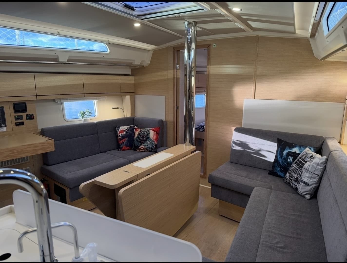 2022 Hanse 418