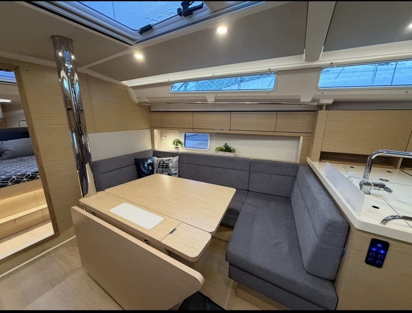 2022 Hanse 418