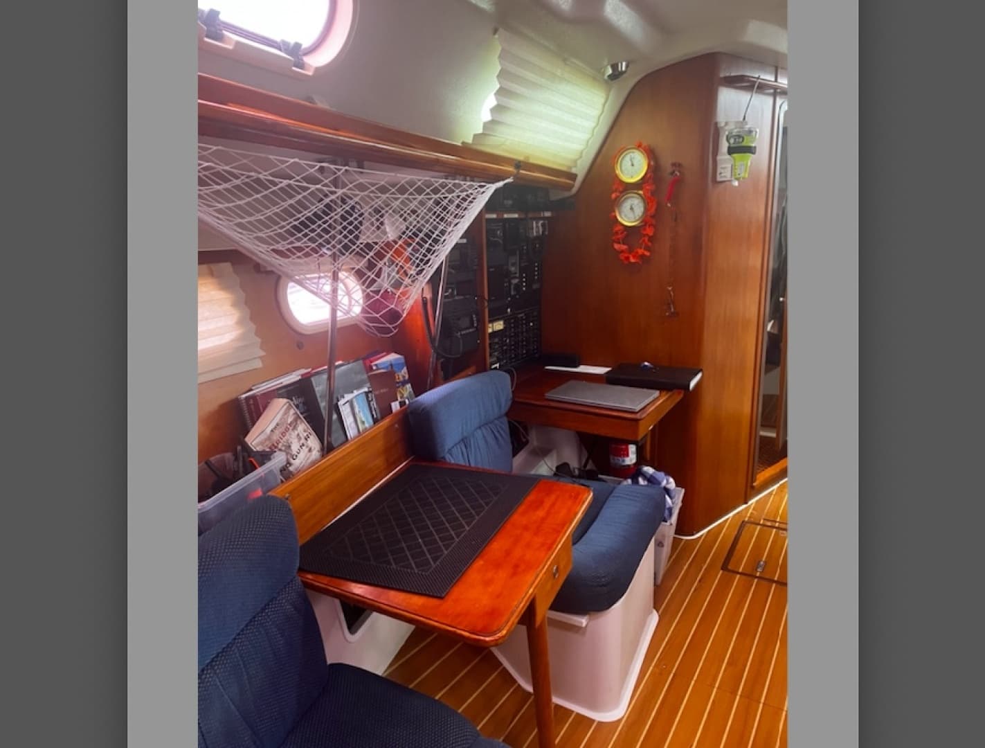 2004 Catalina 387