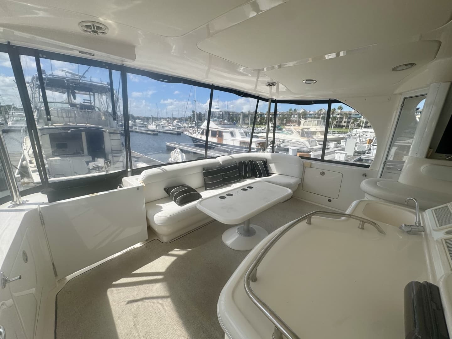 2003 Sea Ray 480 Motor Yacht