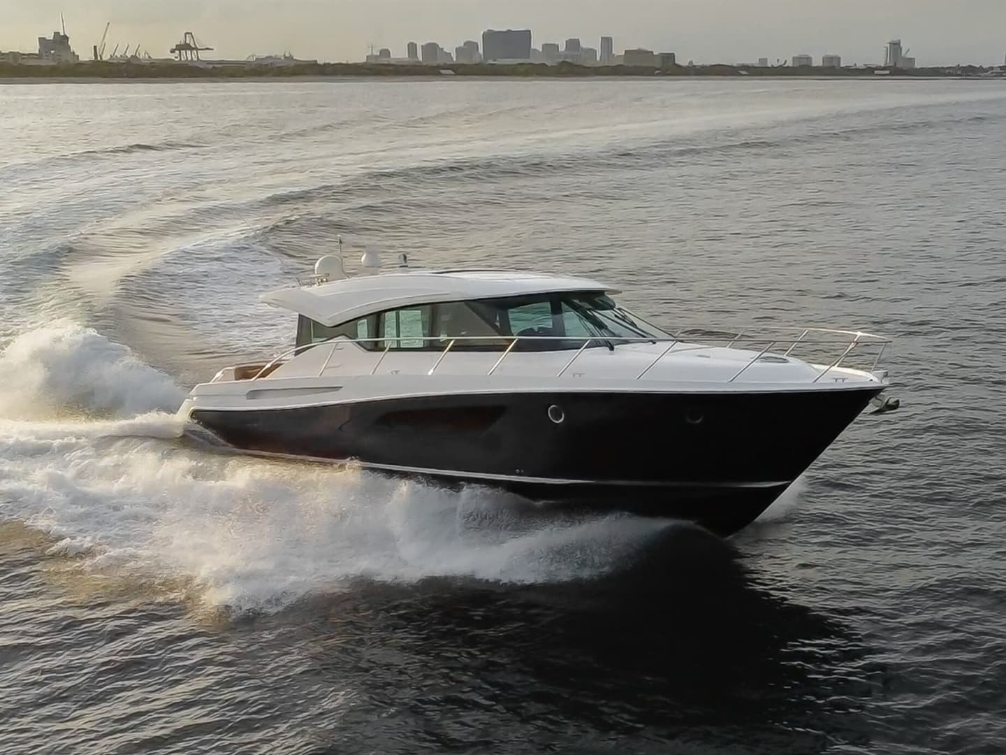 2017 Tiara Yachts C53 Coupe