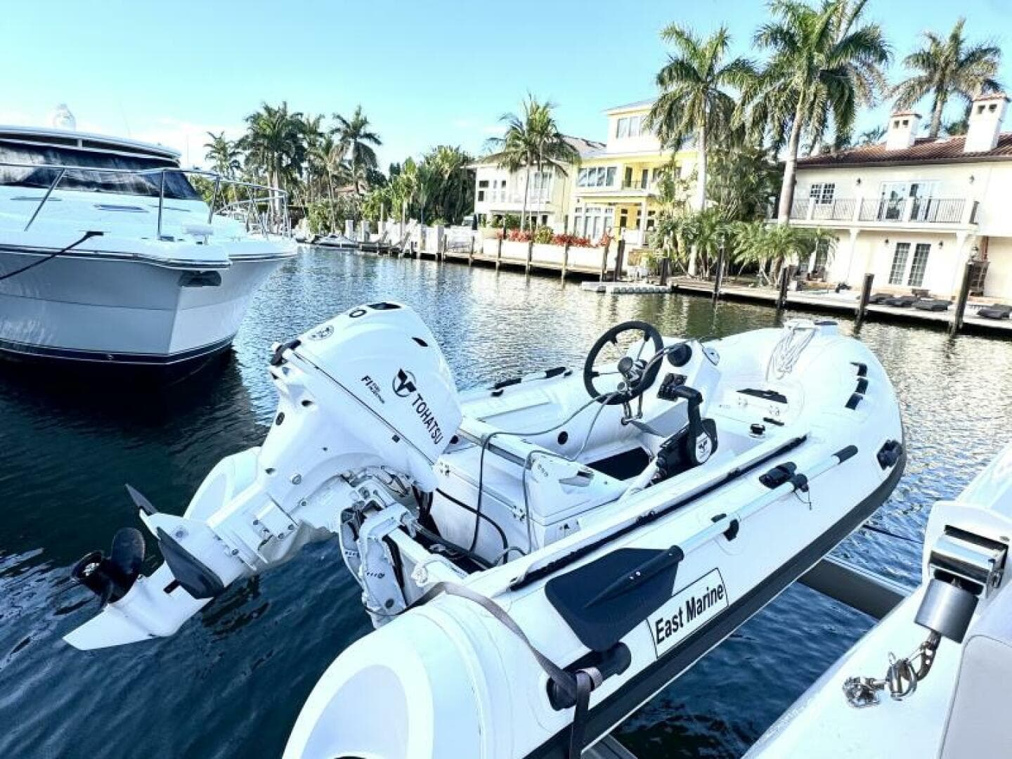 2022 Aquila Power Catamaran