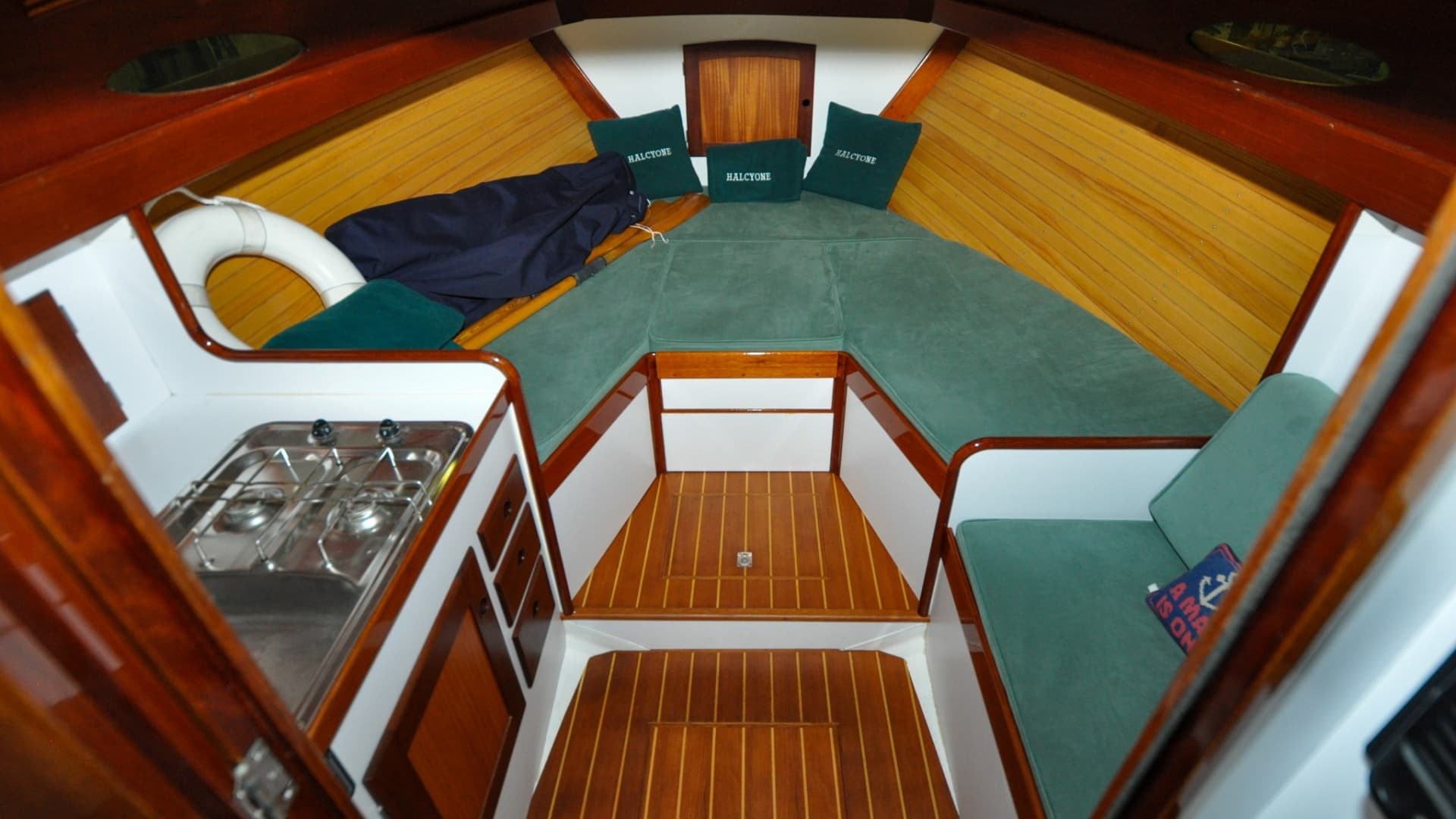 2002 Lyman-Morse Monhegan 30 - Halcyone 