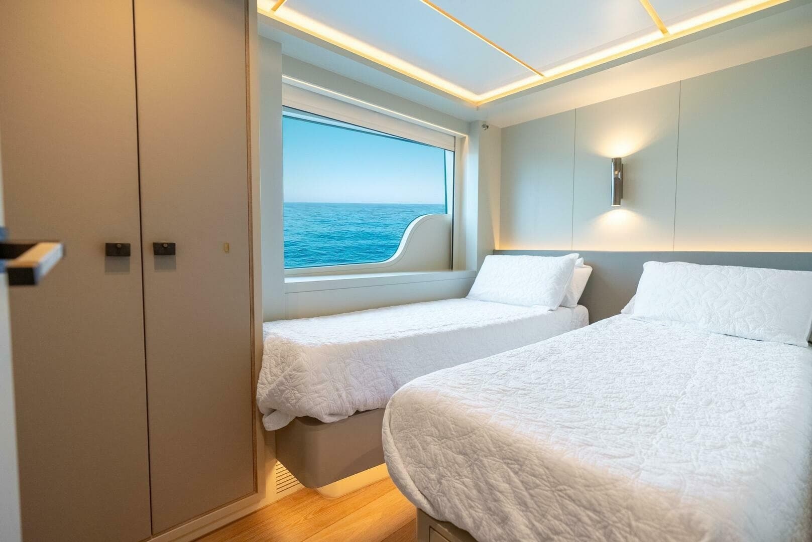 2019 Van der Valk LeVen 90