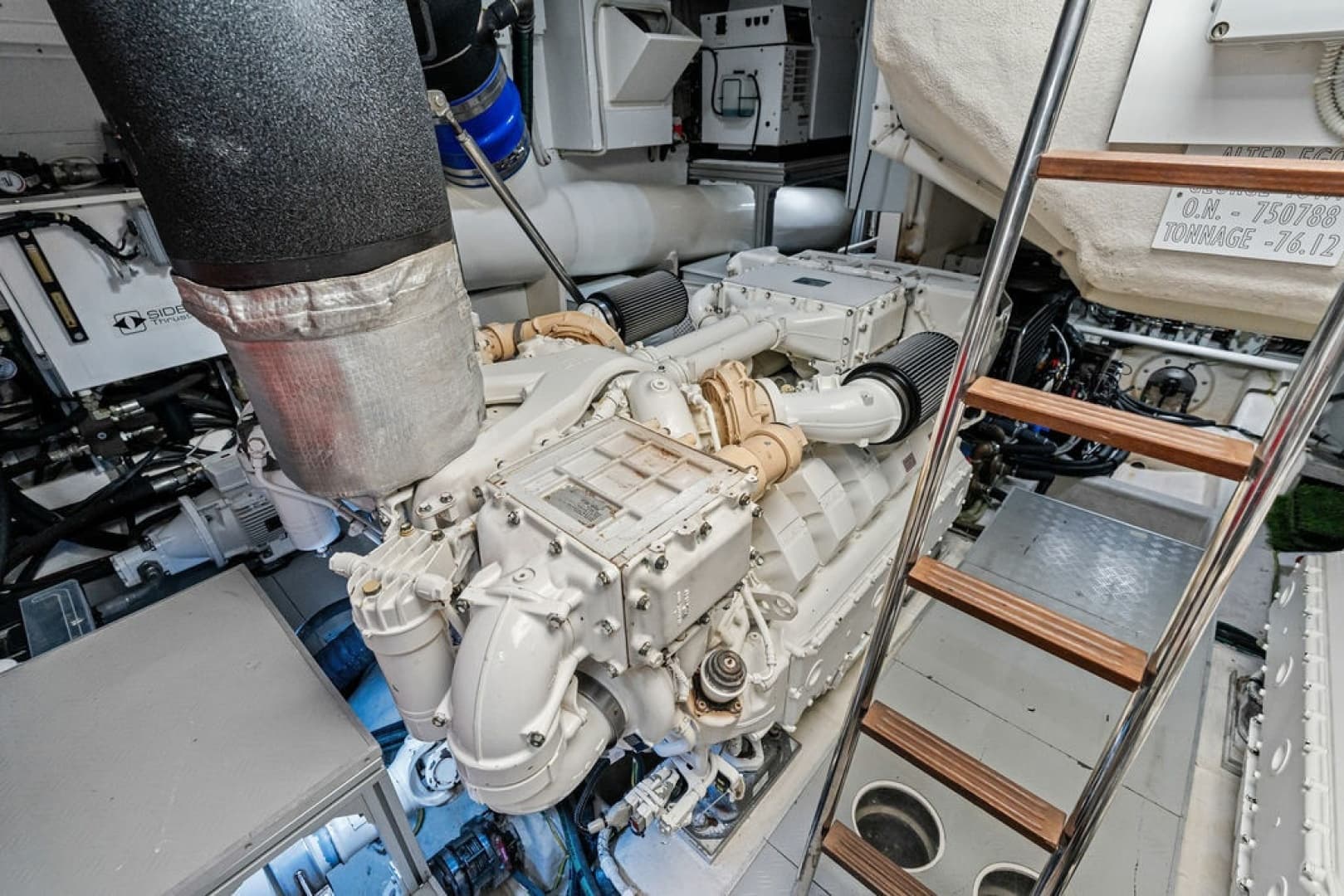 2018 Ferretti Yachts 850 Motoryacht