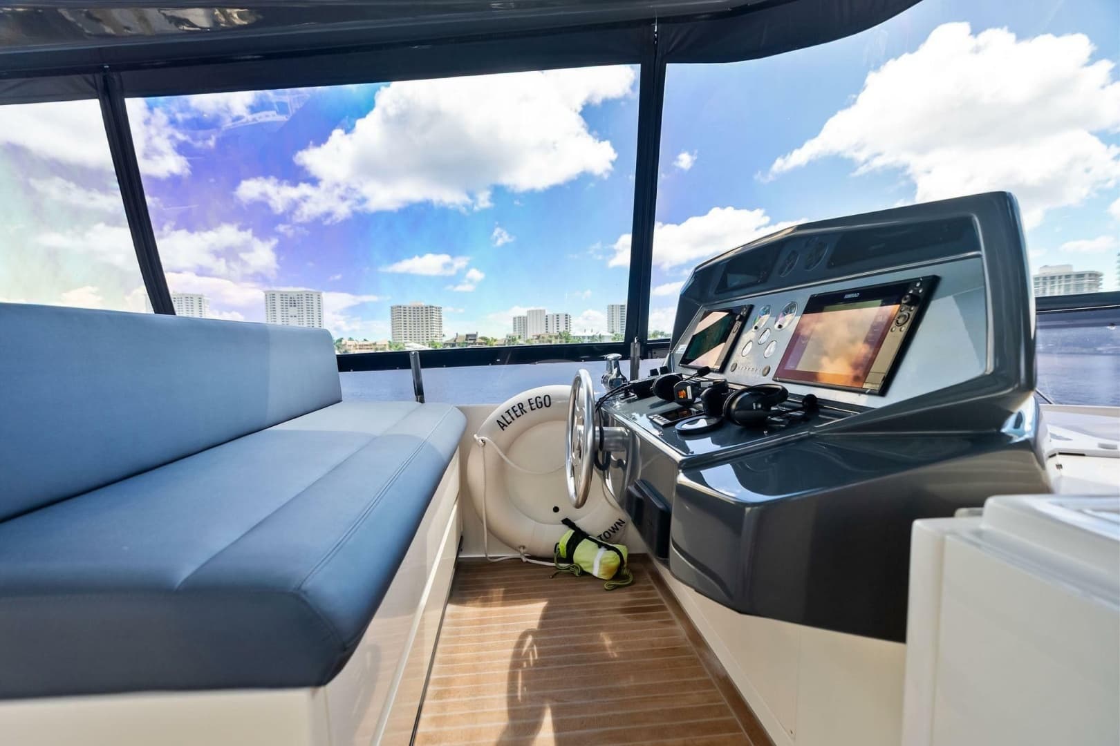 2018 Ferretti Yachts 850 Motoryacht