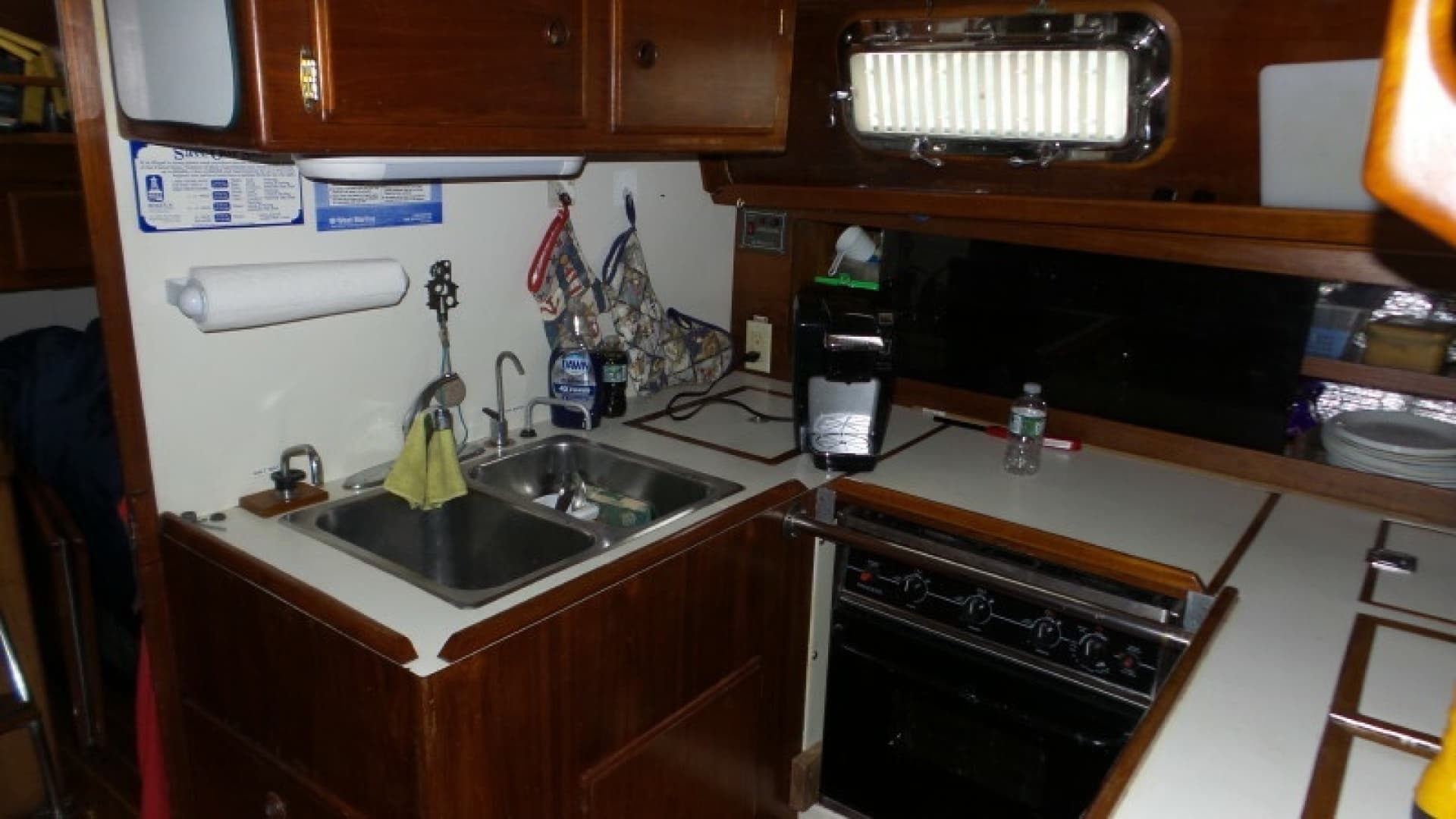 1981 Pearson 424 Ketch