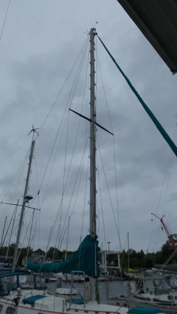 1981 Pearson 424 Ketch