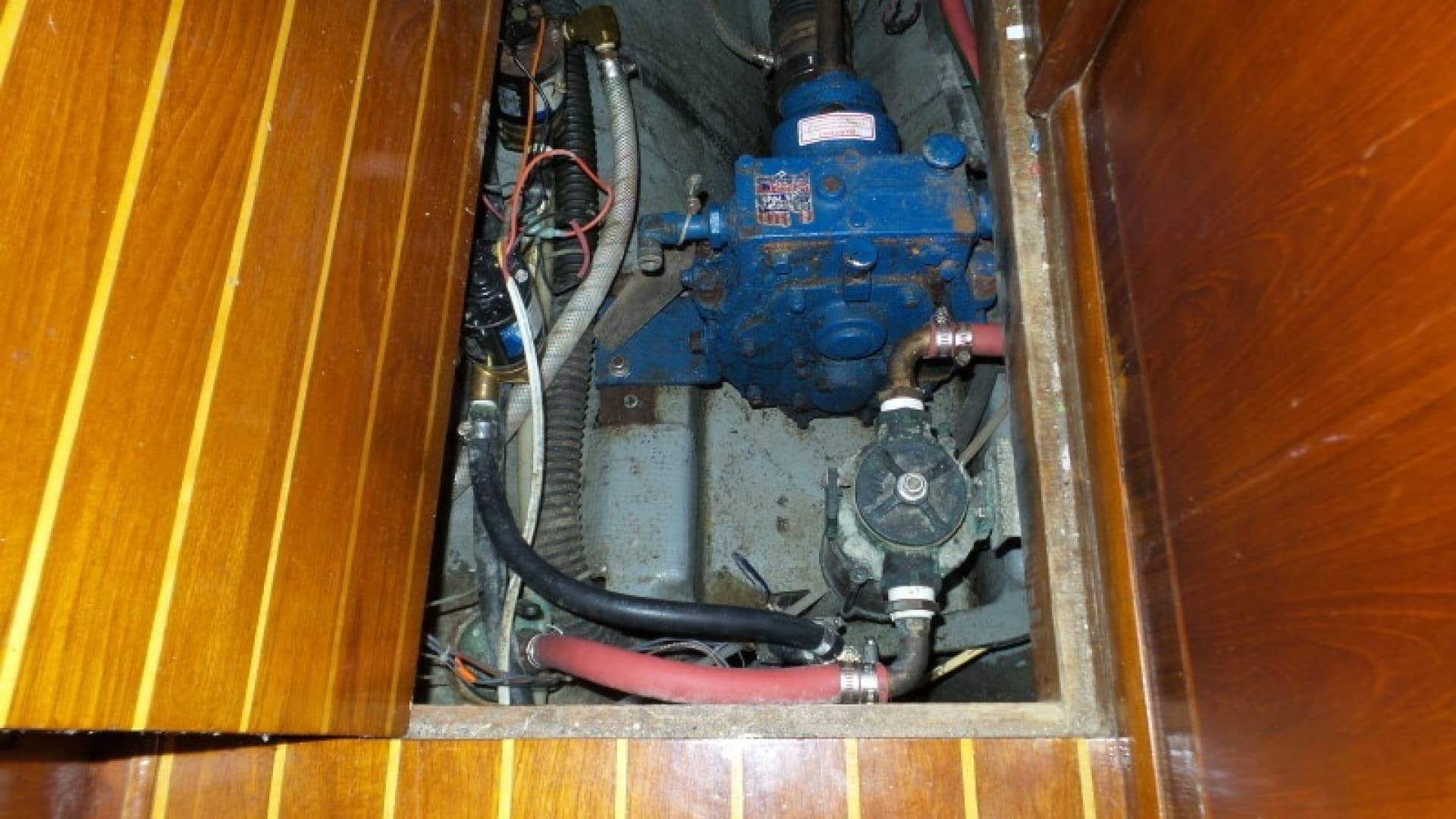 1981 Pearson 424 Ketch