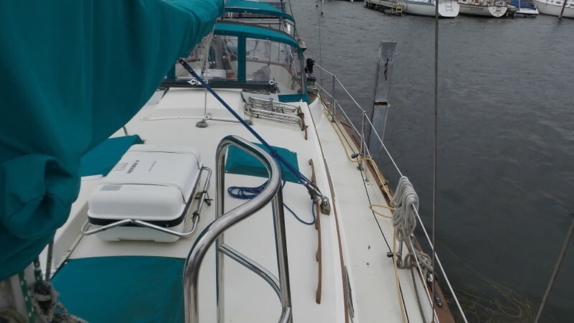 1981 Pearson 424 Ketch
