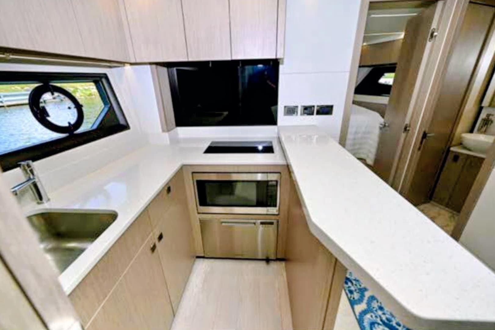 2019 Sunseeker 50 Predator