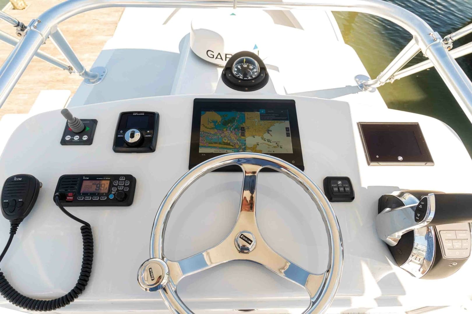 Custom Carolina 41 FLYING  LOW - Tower Helm