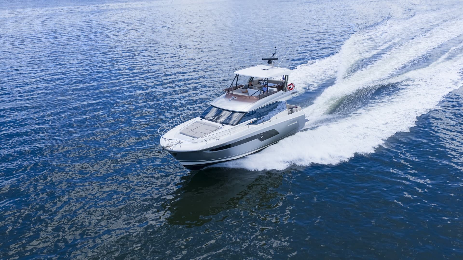 2022 Prestige 520 Fly