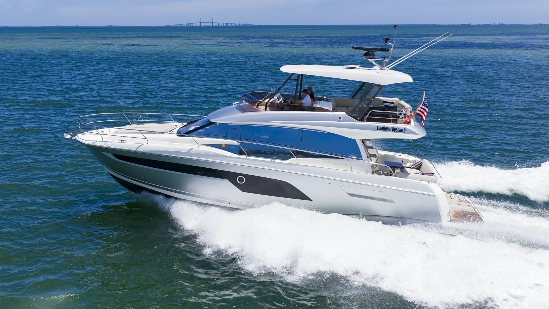 2022 Prestige 52 Fly