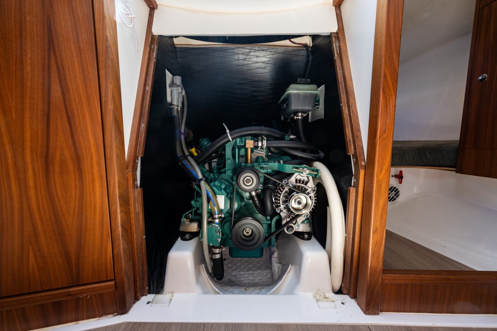 2018 J Boats J/97E