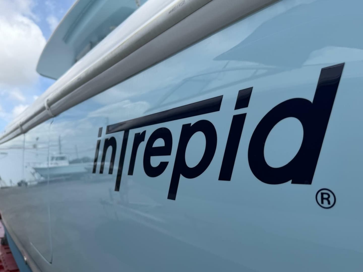 2020 Intrepid 375 NOMAD
