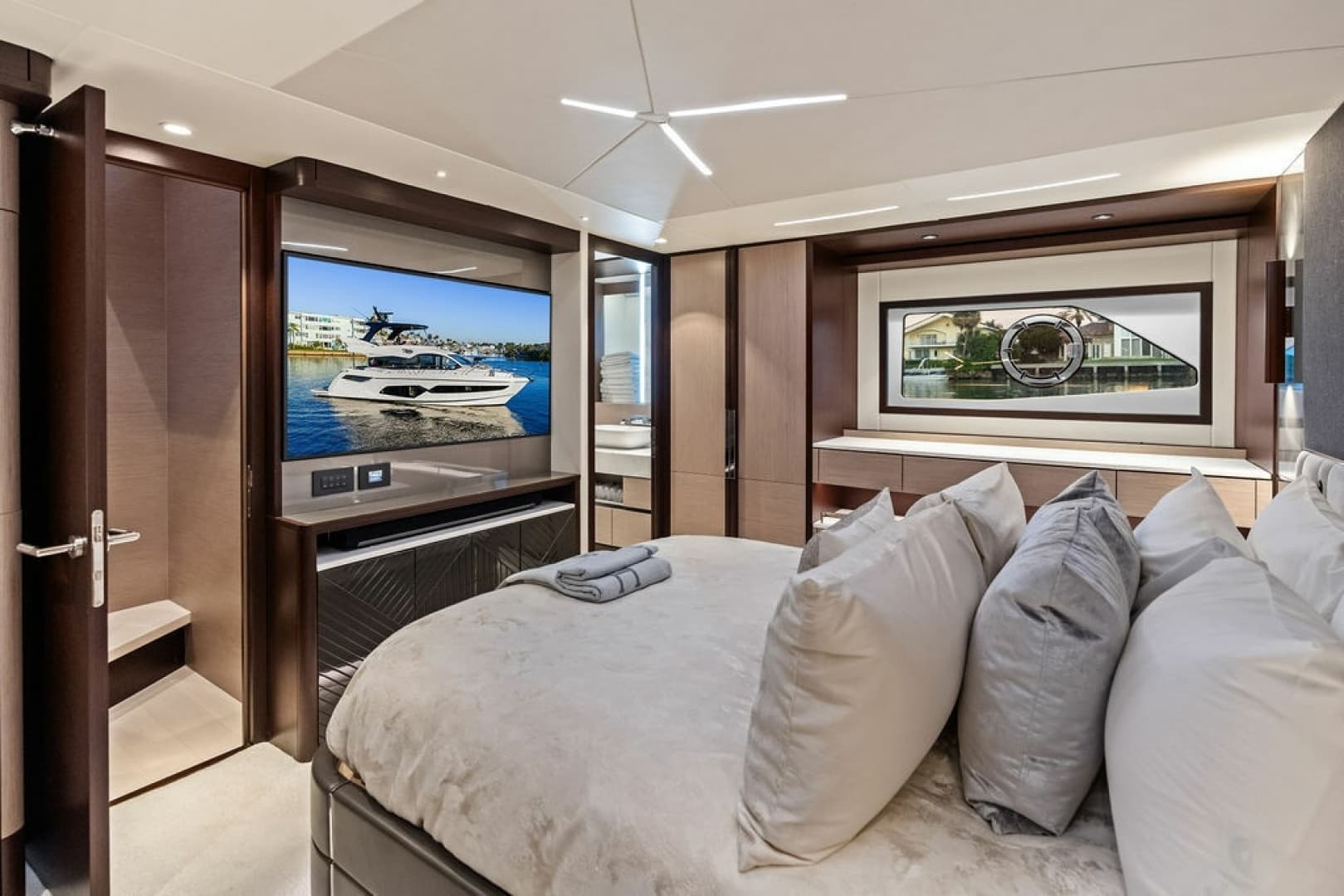 2021 Sunseeker Manhattan 68