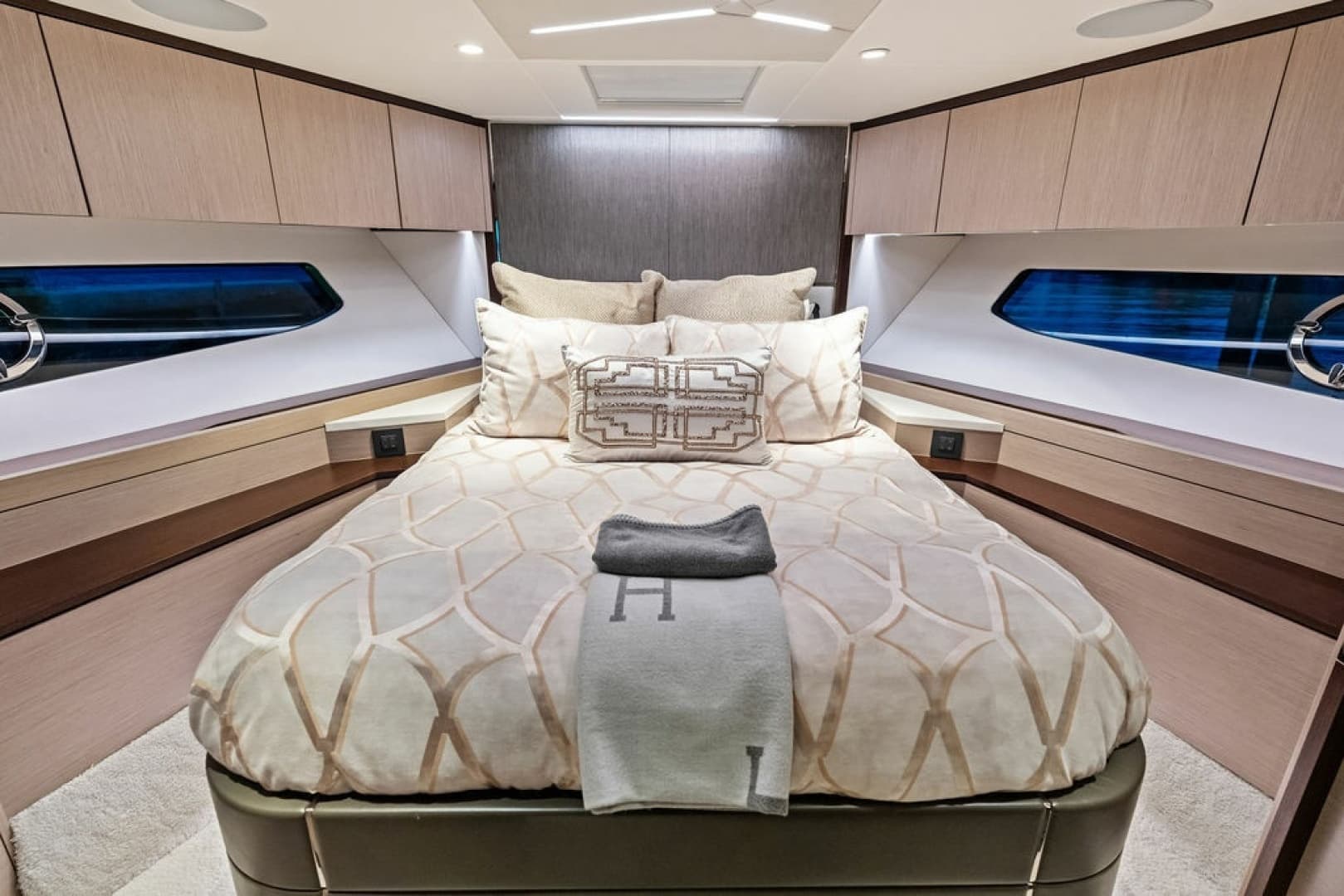 2021 Sunseeker Manhattan 68