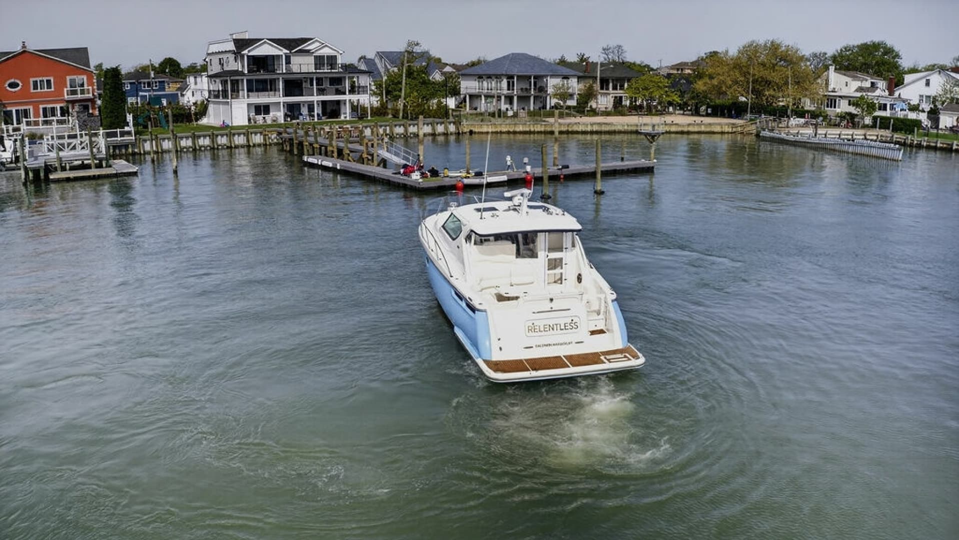 2006 Tiara Yachts 4300 Sovran