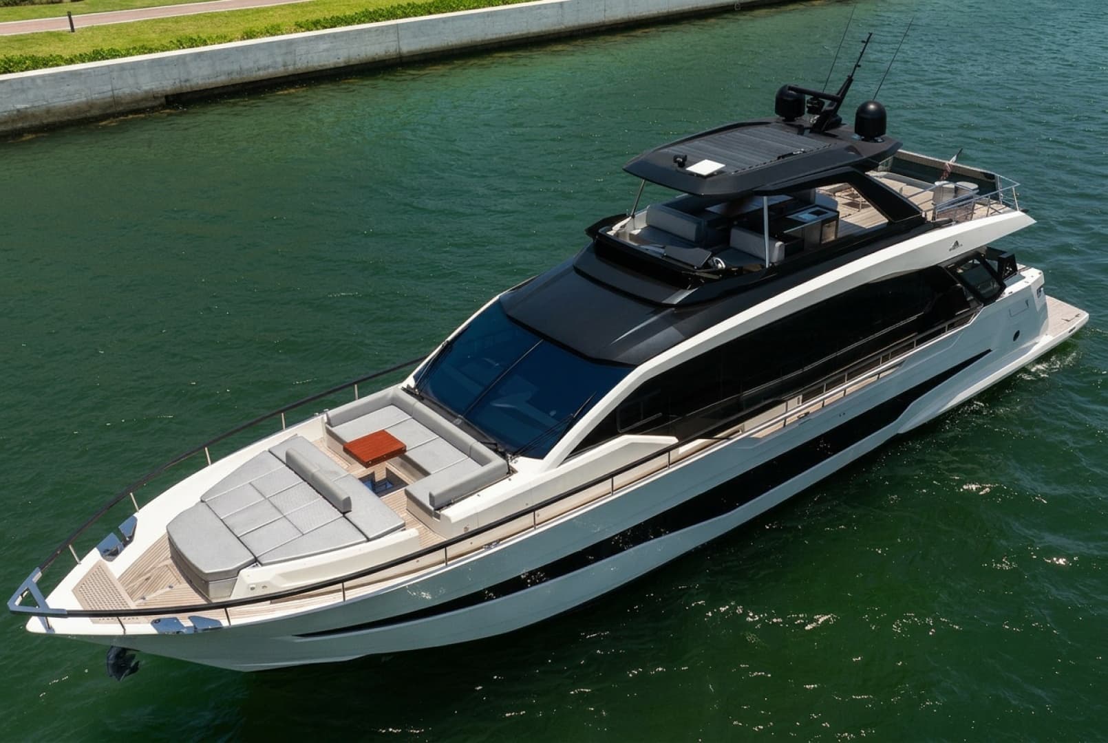 2023 Astondoa AS8