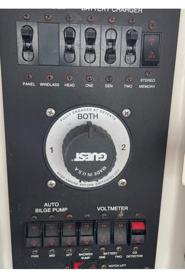 Battery Selector Switch