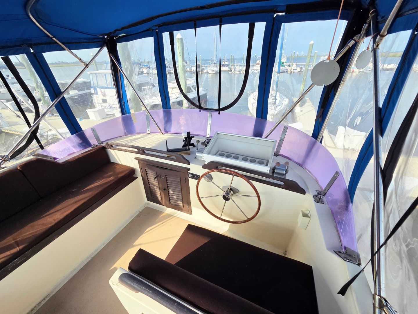 1982 C & L Sea Ranger Sundeck 39
